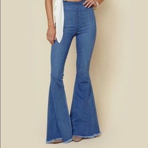 Show me your Mumu - Berkeley Flare Jeans - Medium